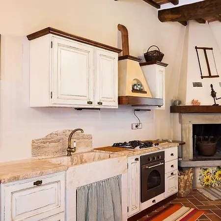 Casale Vacanze Il Granaio Semesterbostad Cortona